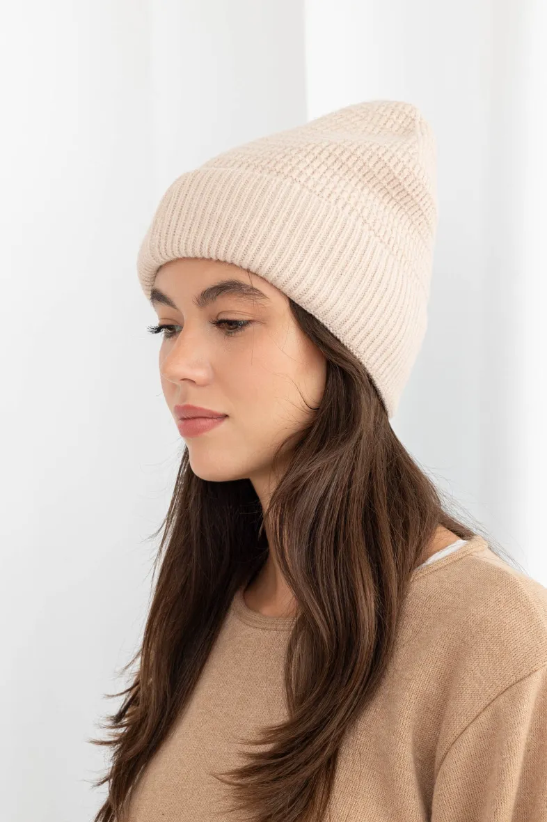 bonnet-a-revers-double-polaire-unisexe_beige_66f90f91c7ac.webp